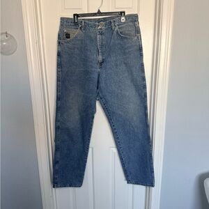 Wrangler Relaxed Fit Blue Jeans